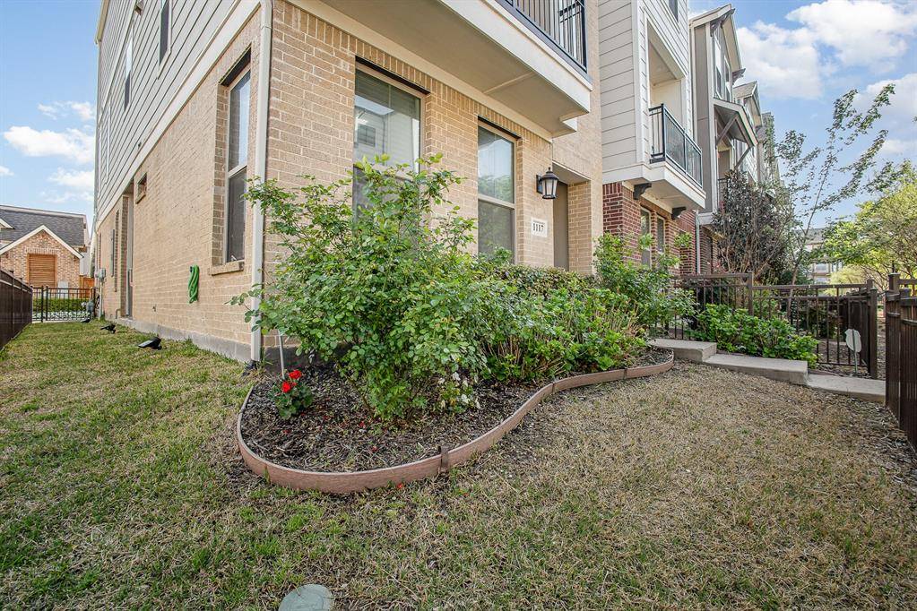 1117 Tea Olive Lane, Dallas, TX 75212