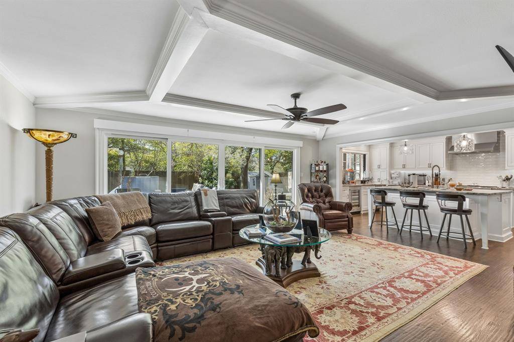 5712 Ridgetown Circle, Dallas, TX 75230