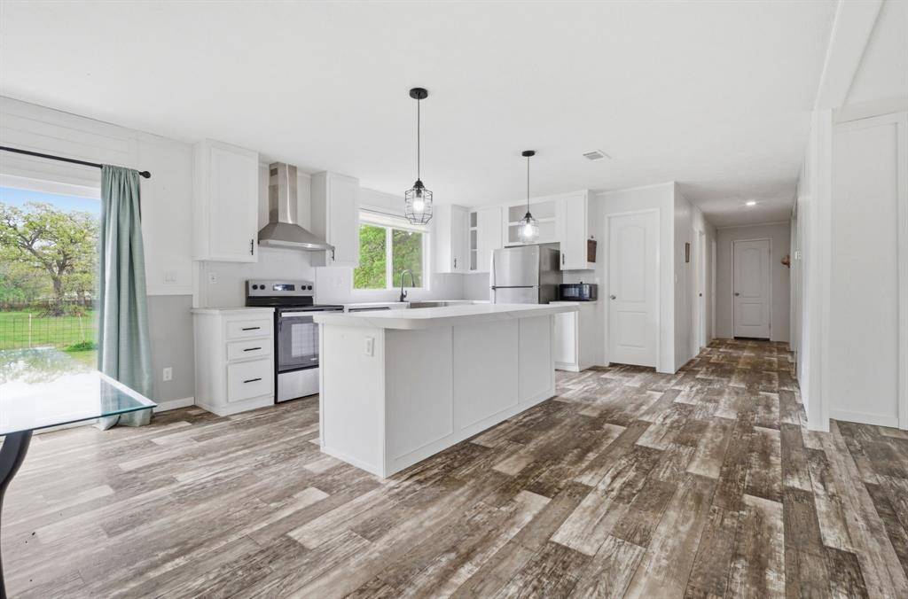 7334 W Line Road, Collinsville, TX 76233