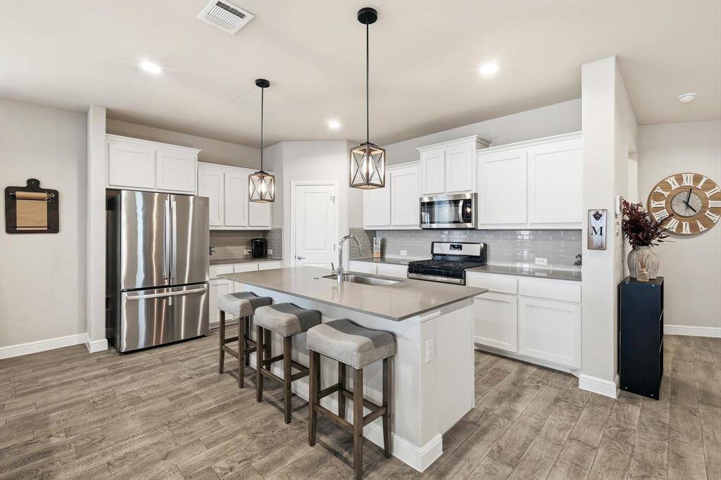 2360 Briscoe Ranch Drive, Weatherford, TX 76087