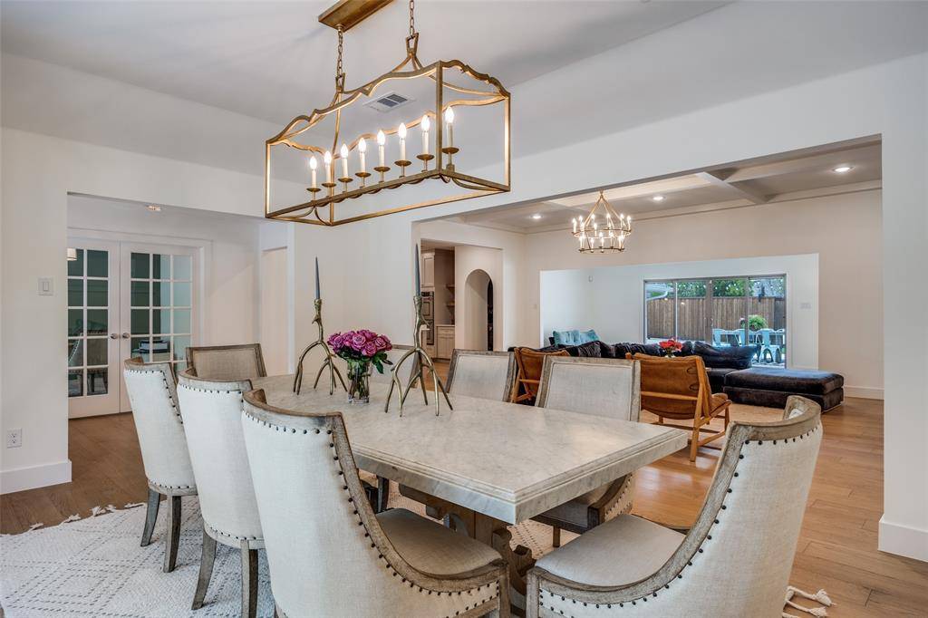 7147 Lakehurst Avenue, Dallas, TX 75230