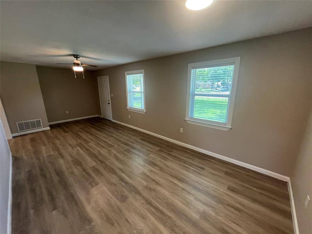 936 Pindar Avenue, Dallas, TX 75217