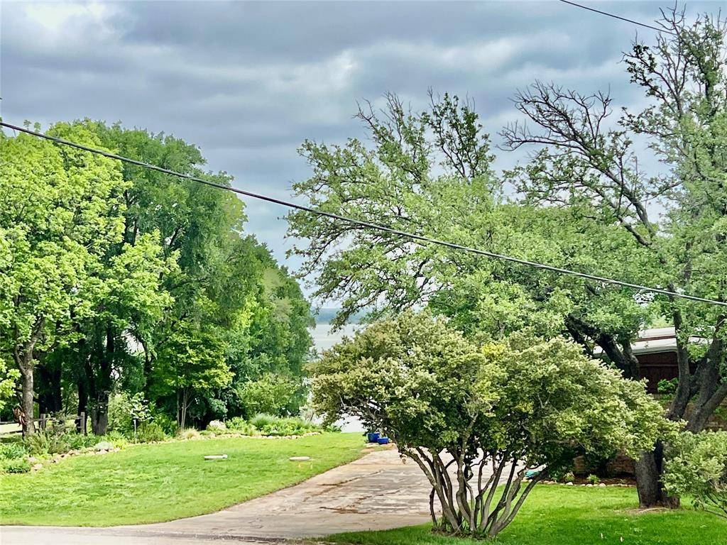 309 Broken Arrow, Comanche, TX 76442