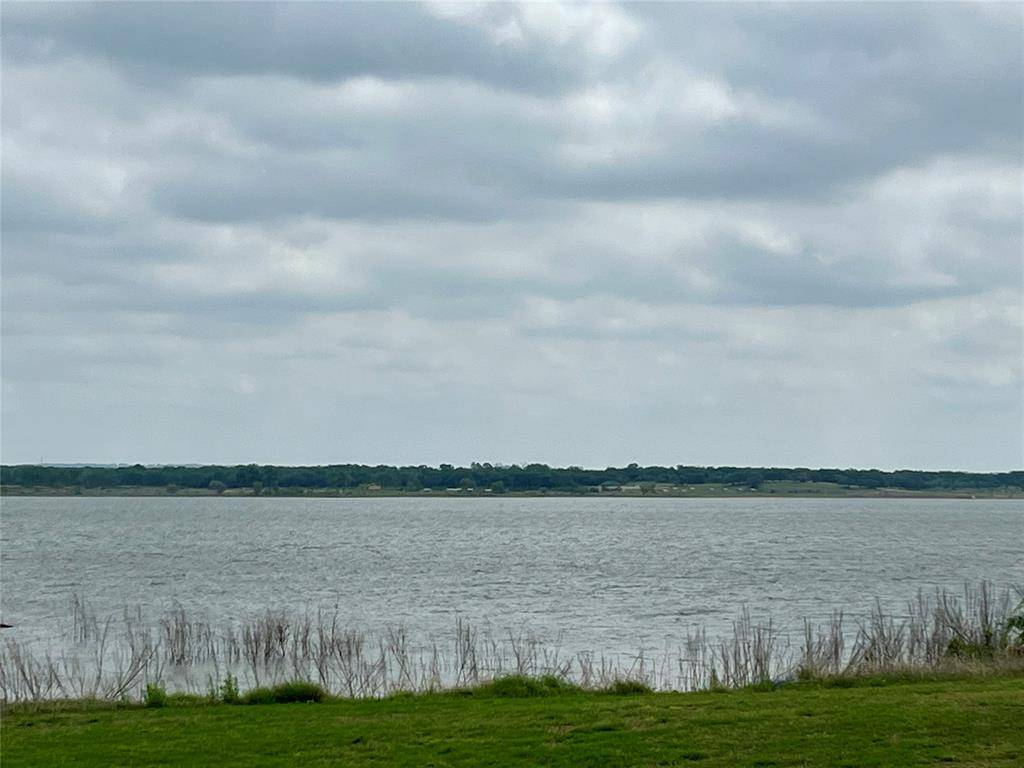 309 Broken Arrow, Comanche, TX 76442