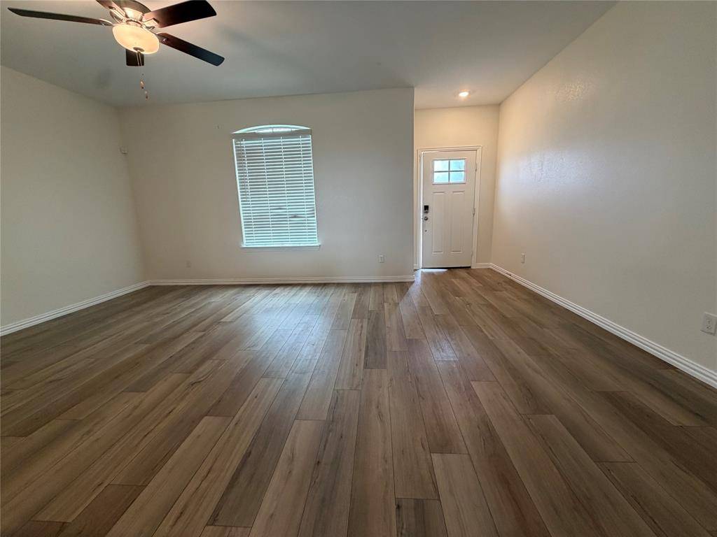 2412 Bold Venture Drive, Forney, TX 75126