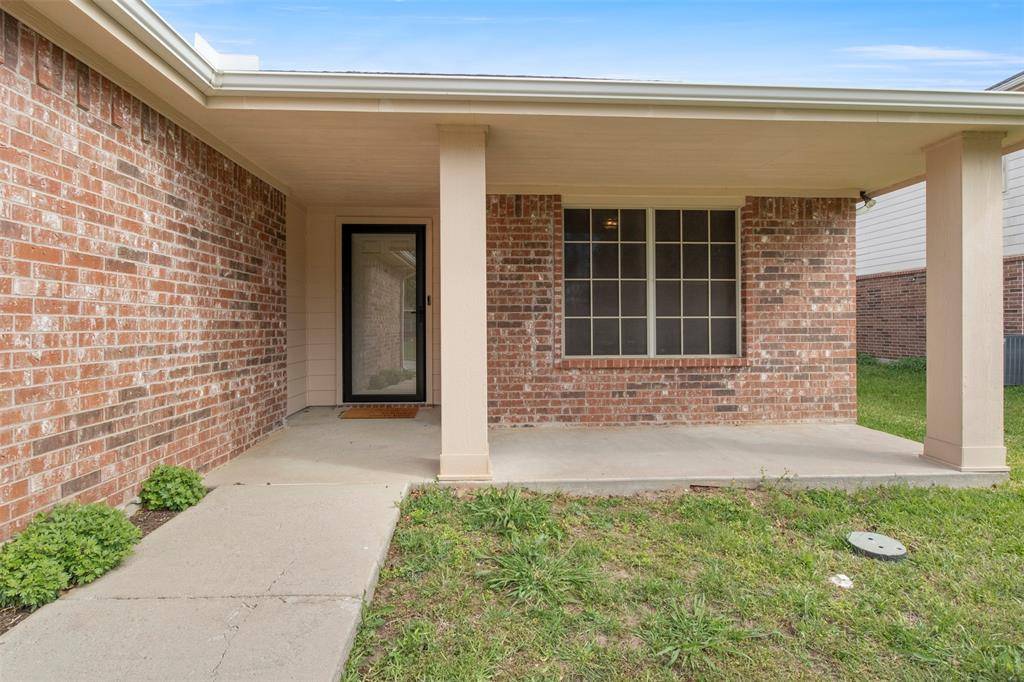 536 Del Mar Drive, Ponder, TX 76259