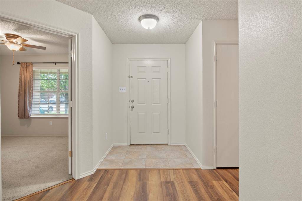 536 Del Mar Drive, Ponder, TX 76259