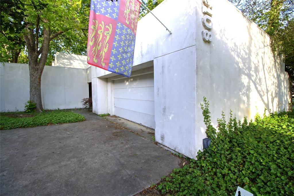 5108 Maple Springs Boulevard, Dallas, TX 75235