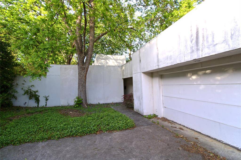 5108 Maple Springs Boulevard, Dallas, TX 75235