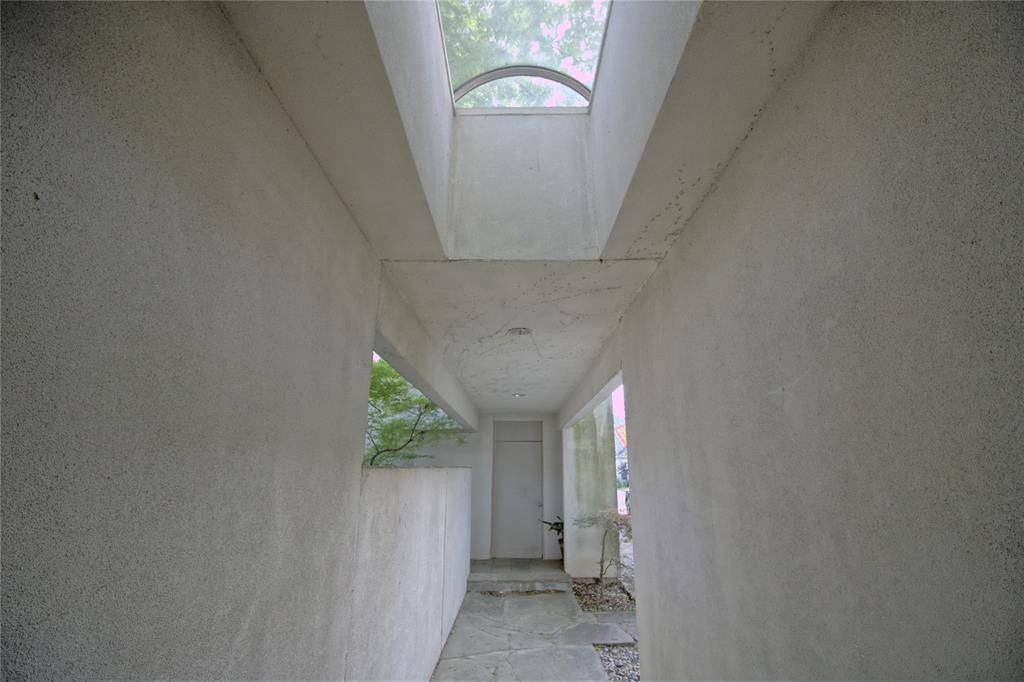 5108 Maple Springs Boulevard, Dallas, TX 75235