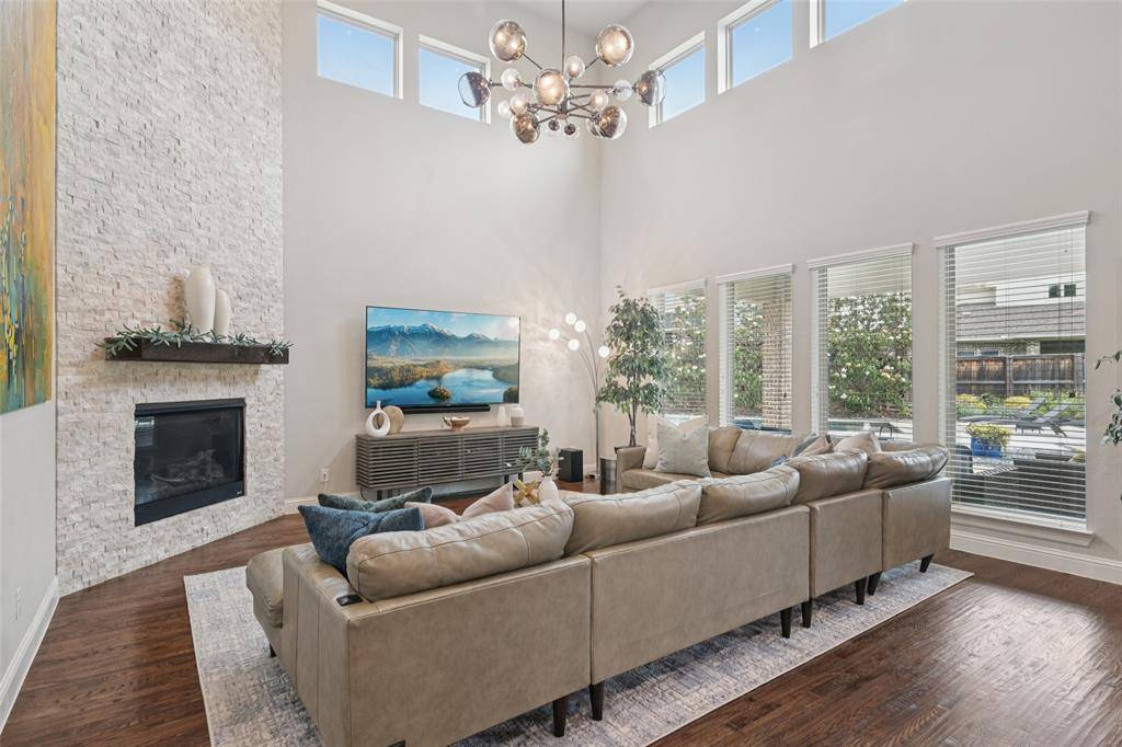 2731 Dames Lane, Irving, TX 75063