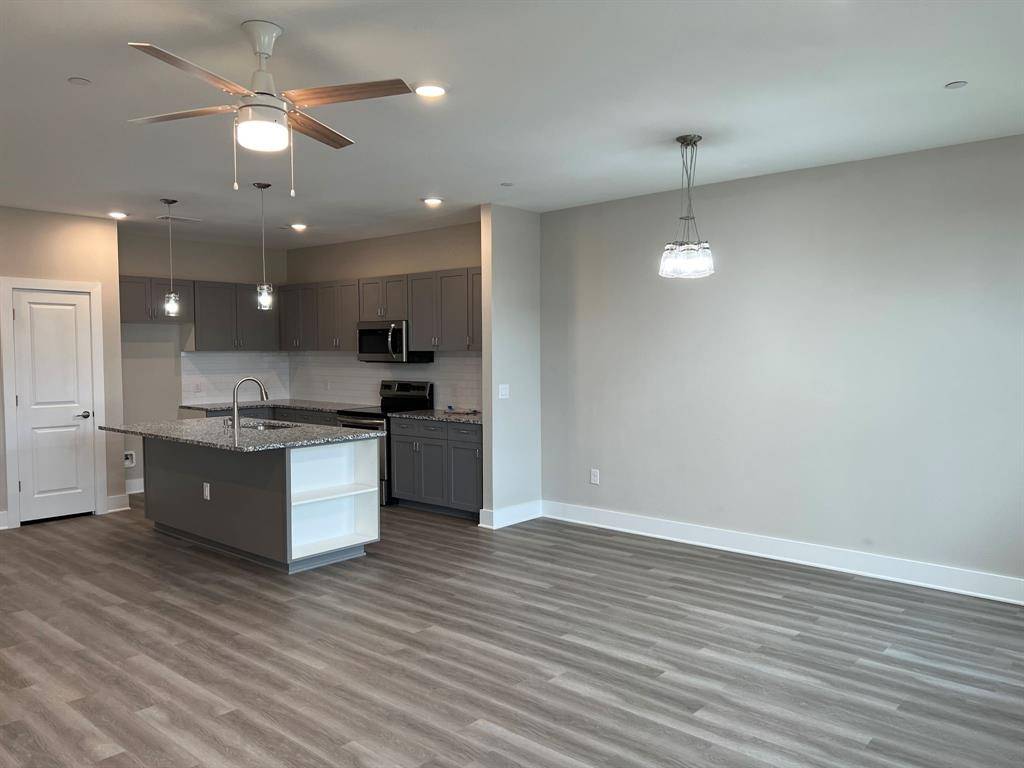 3612 Aaron Place, Denton, TX 76226