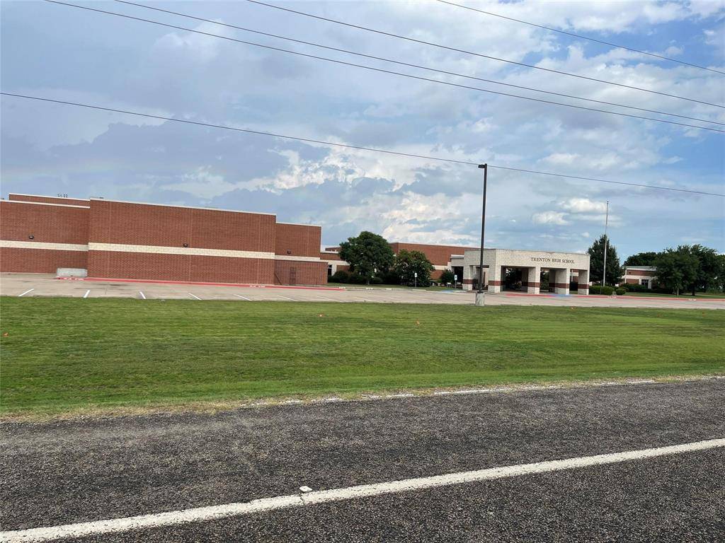 113 Judah Court, Trenton, TX 75490