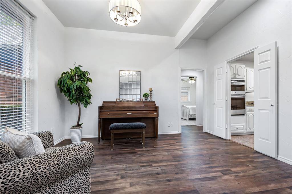 4206 N Hill Drive, Carrollton, TX 75010