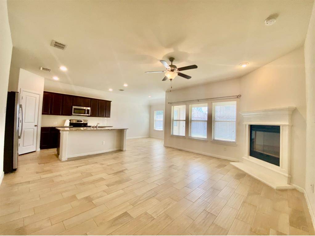 122 Rain Cloud Drive, Waxahachie, TX 75165