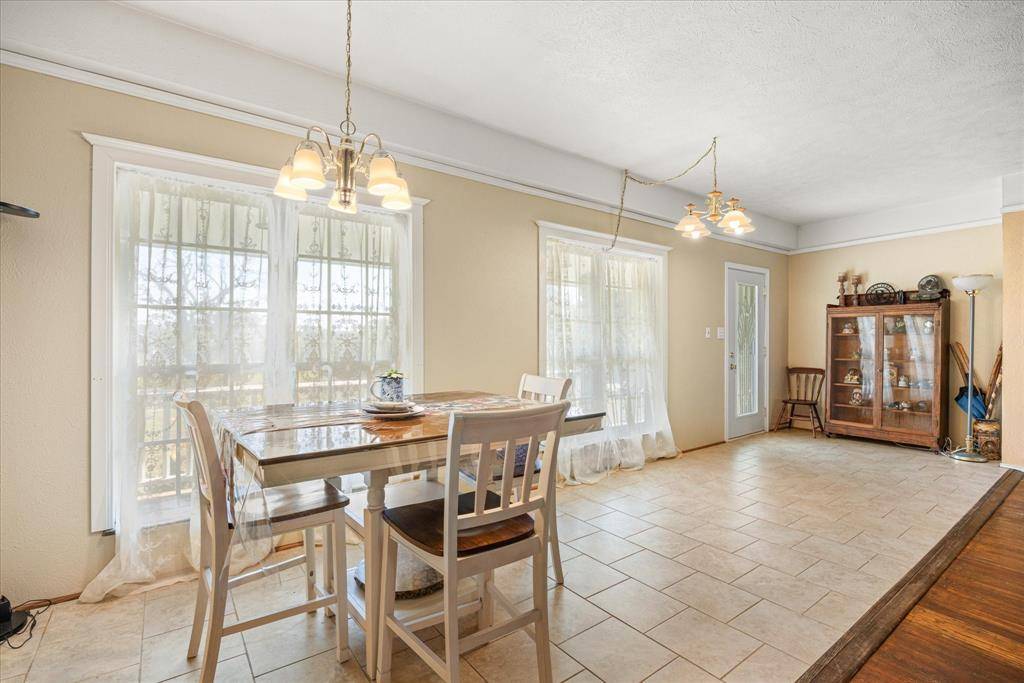 624 Alexander Road, Stephenville, TX 76401