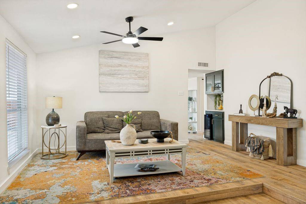 1512 Hayfield Drive, Plano, TX 75023