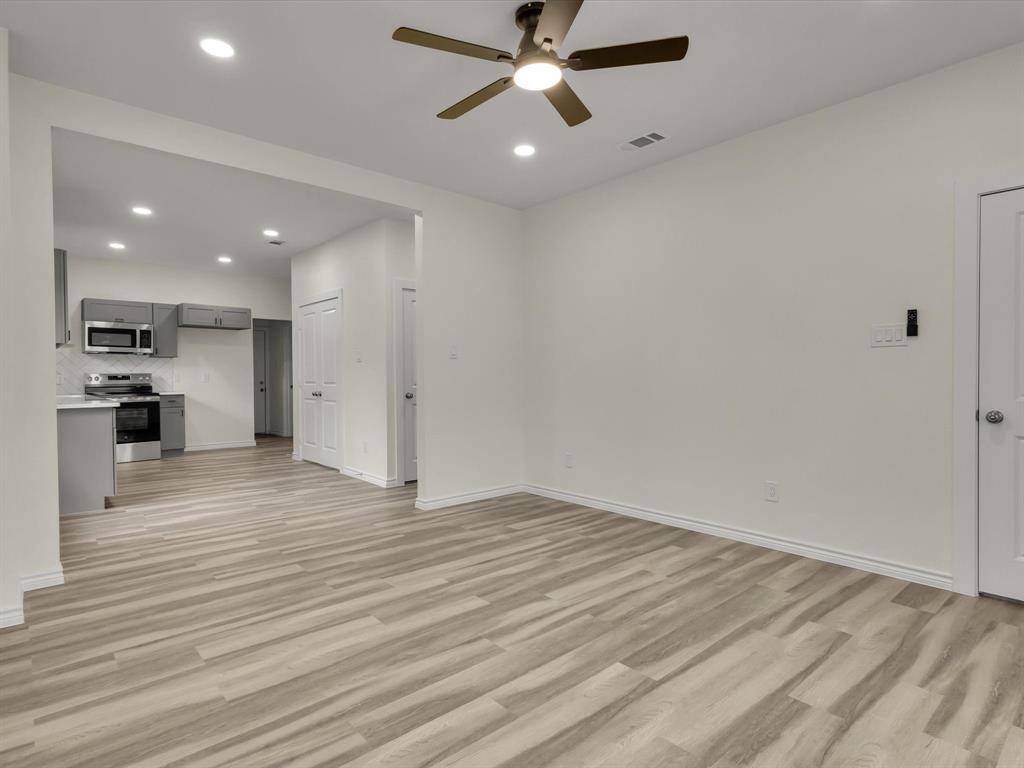3526 Elsie Faye Heggins Street, Dallas, TX 75210