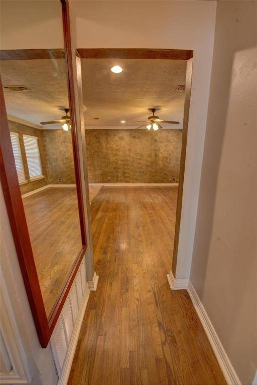 1212 Marshalldale Drive, Arlington, TX 76013