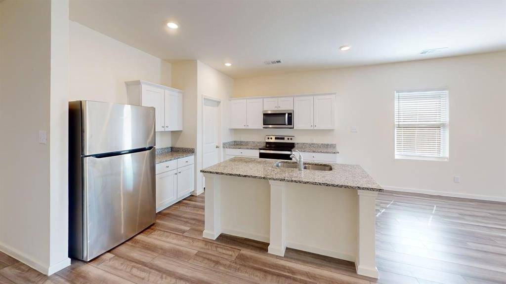 1825 Sandlin Drive, Forney, TX 75126