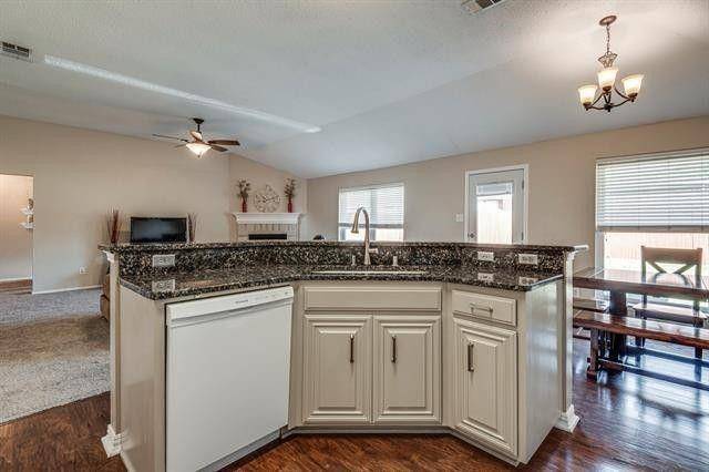 3005 Dove Valley Lane, Mansfield, TX 76063