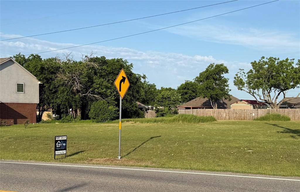 513 N Pearson Street, Godley, TX 76044