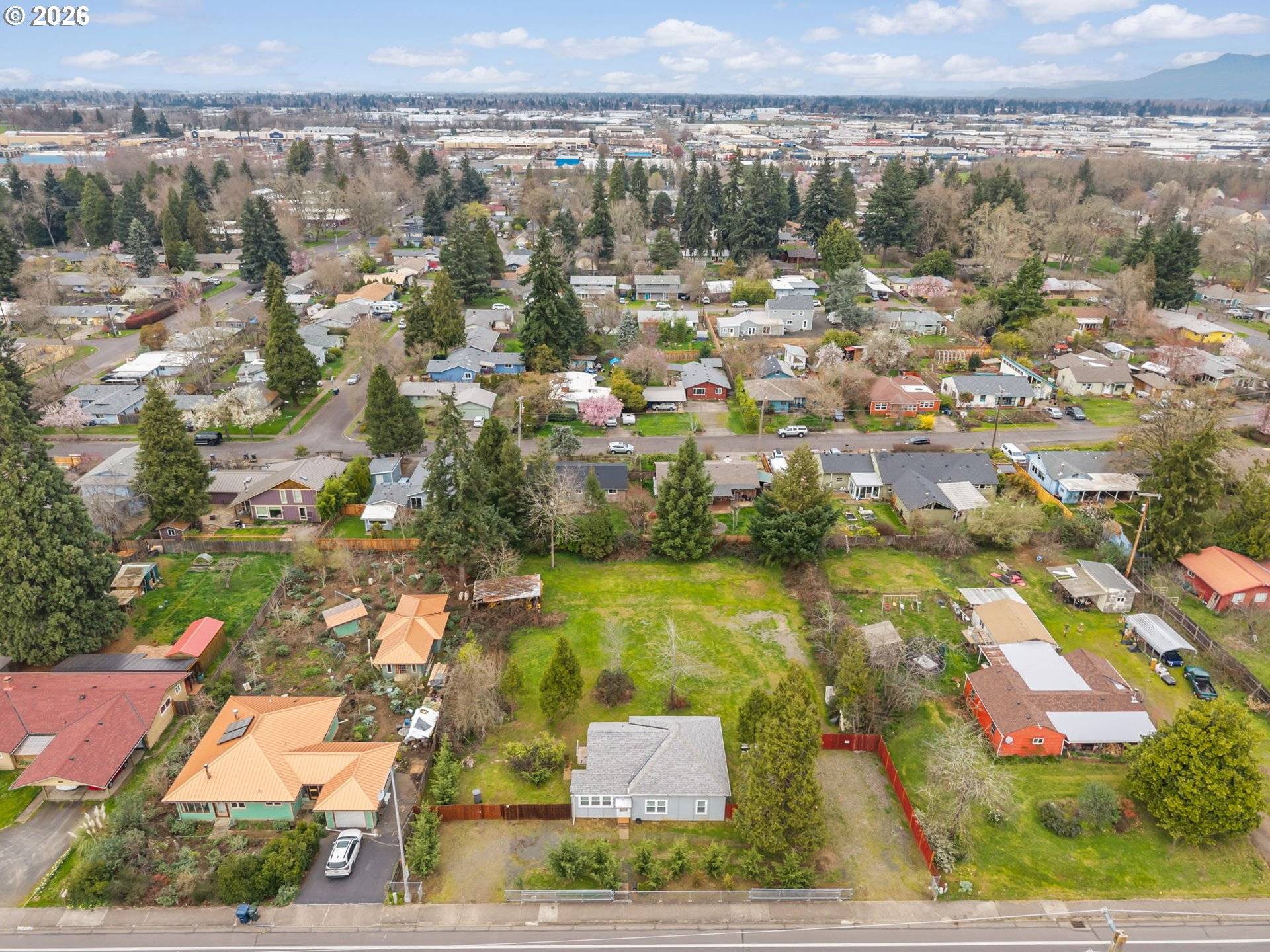 3315 W 18th AVE, Eugene, OR 97402