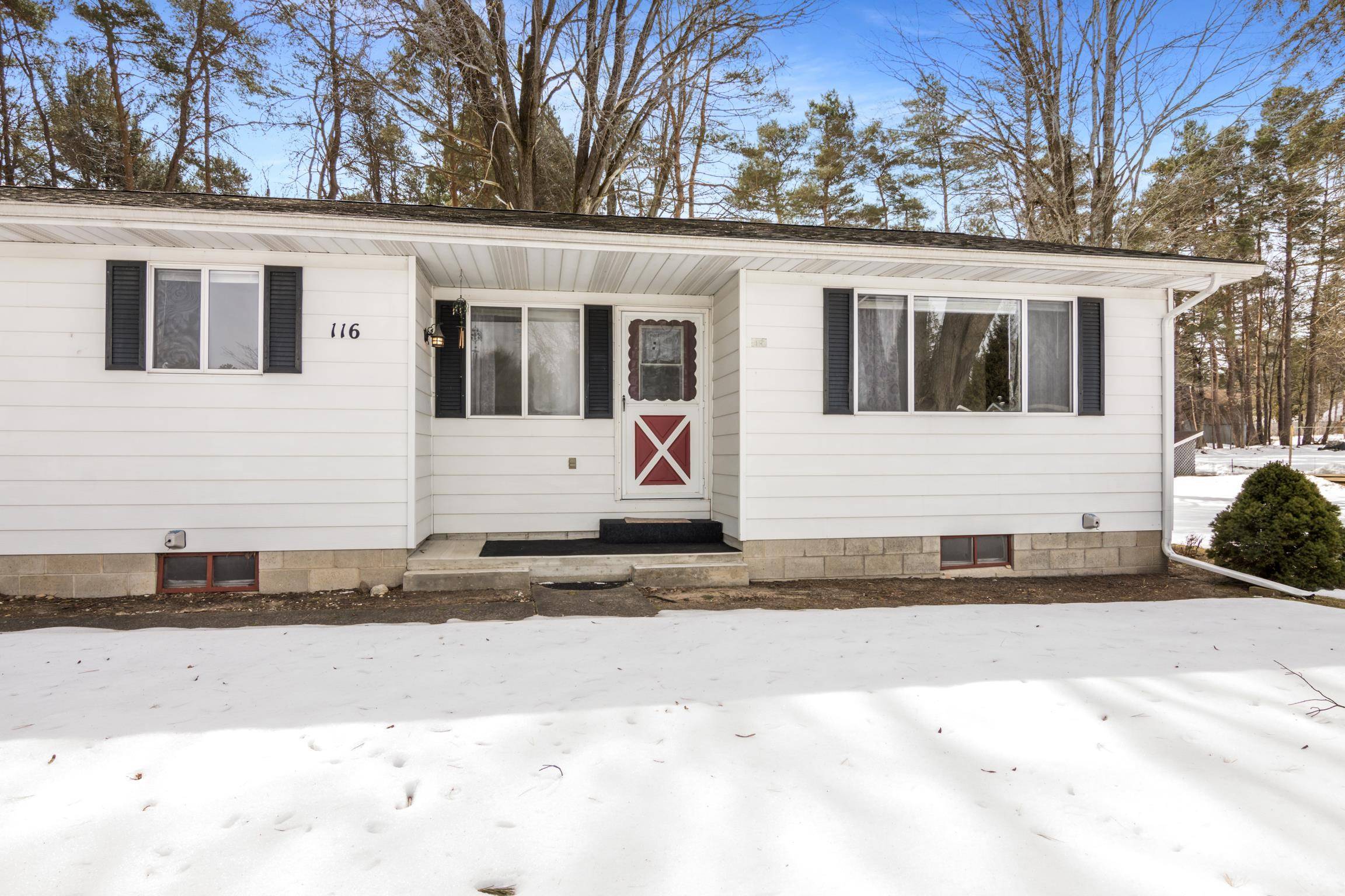 116 E Fourth ST, Forest Home Twp, MI 49615