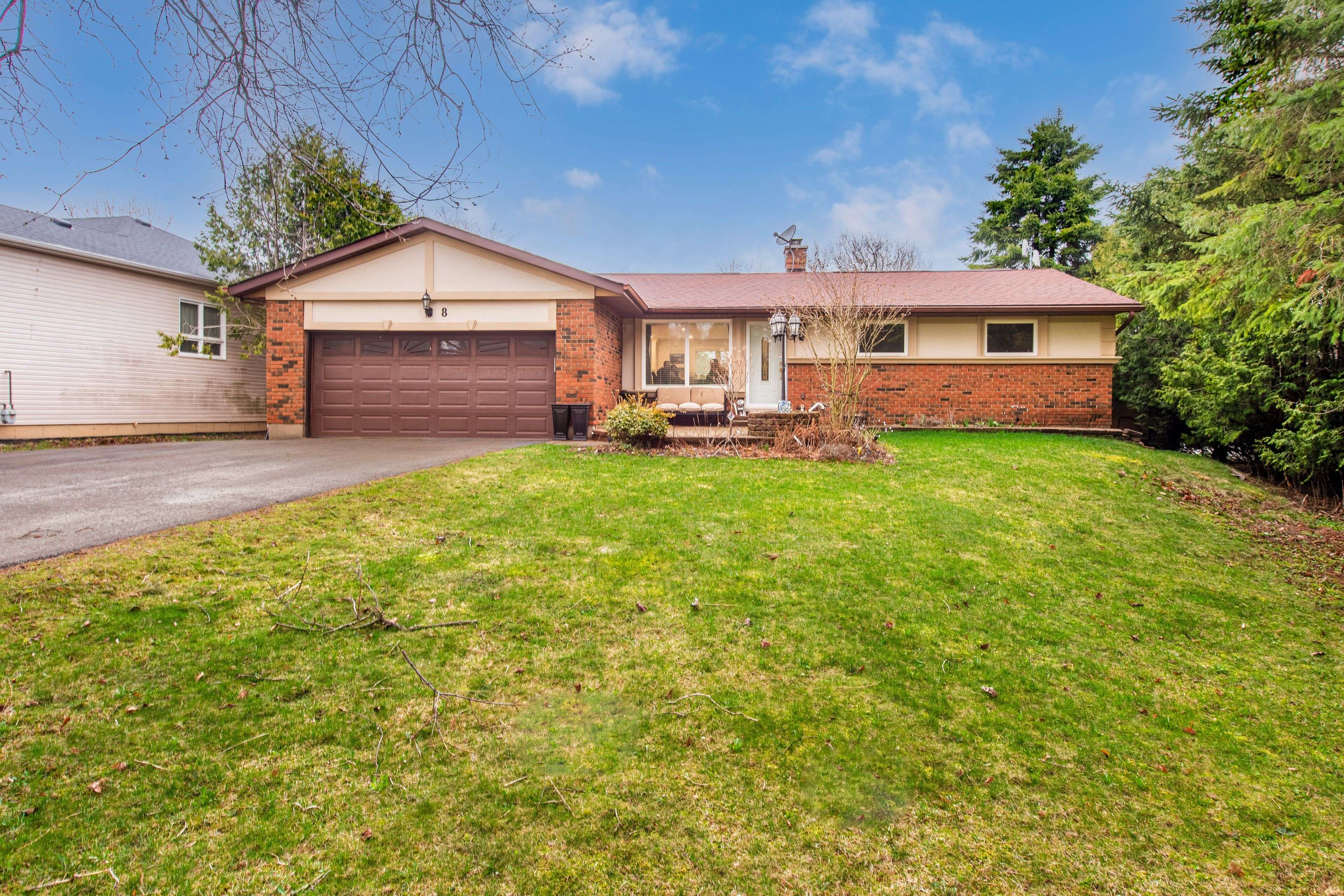 8 Cardwell CT, Adjala-tosorontio, ON L0G 1W0