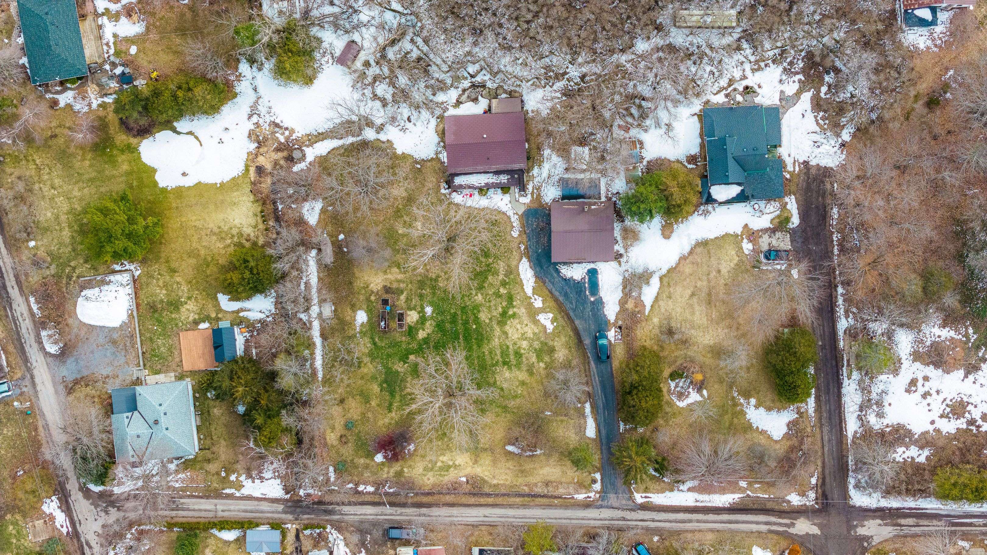 23 Lucinda ST, Frontenac Islands, ON K0H 2Y0