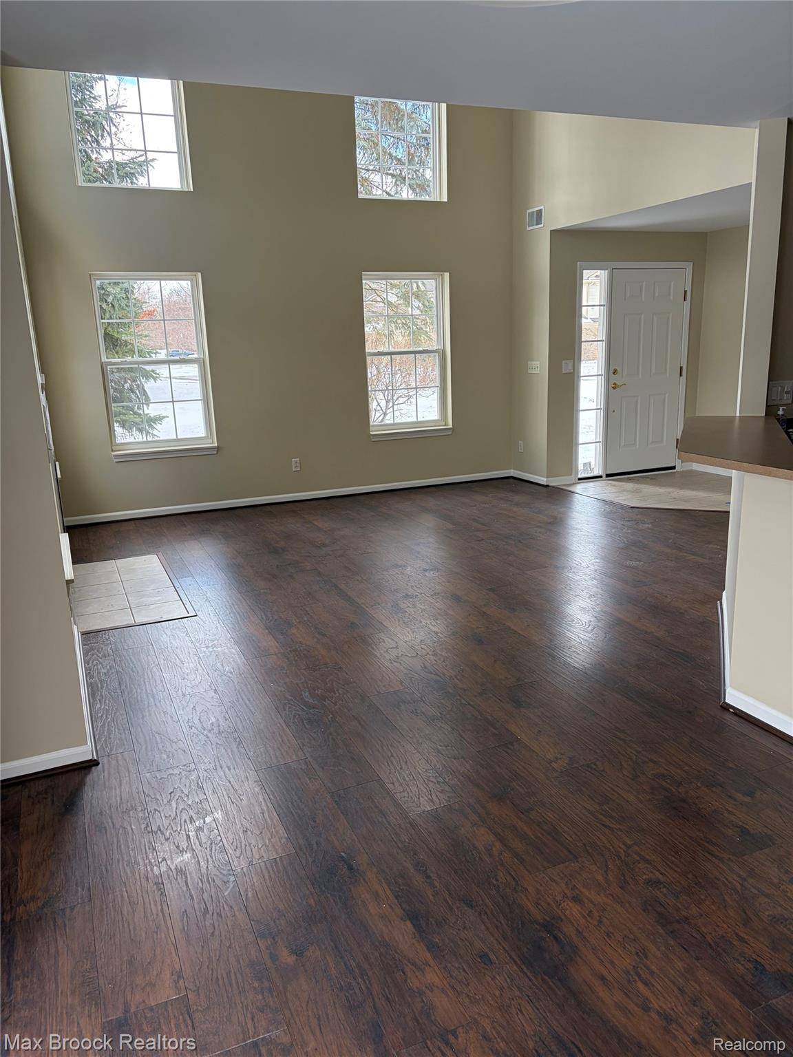 302 N Vista, Auburn Hills, MI 48326