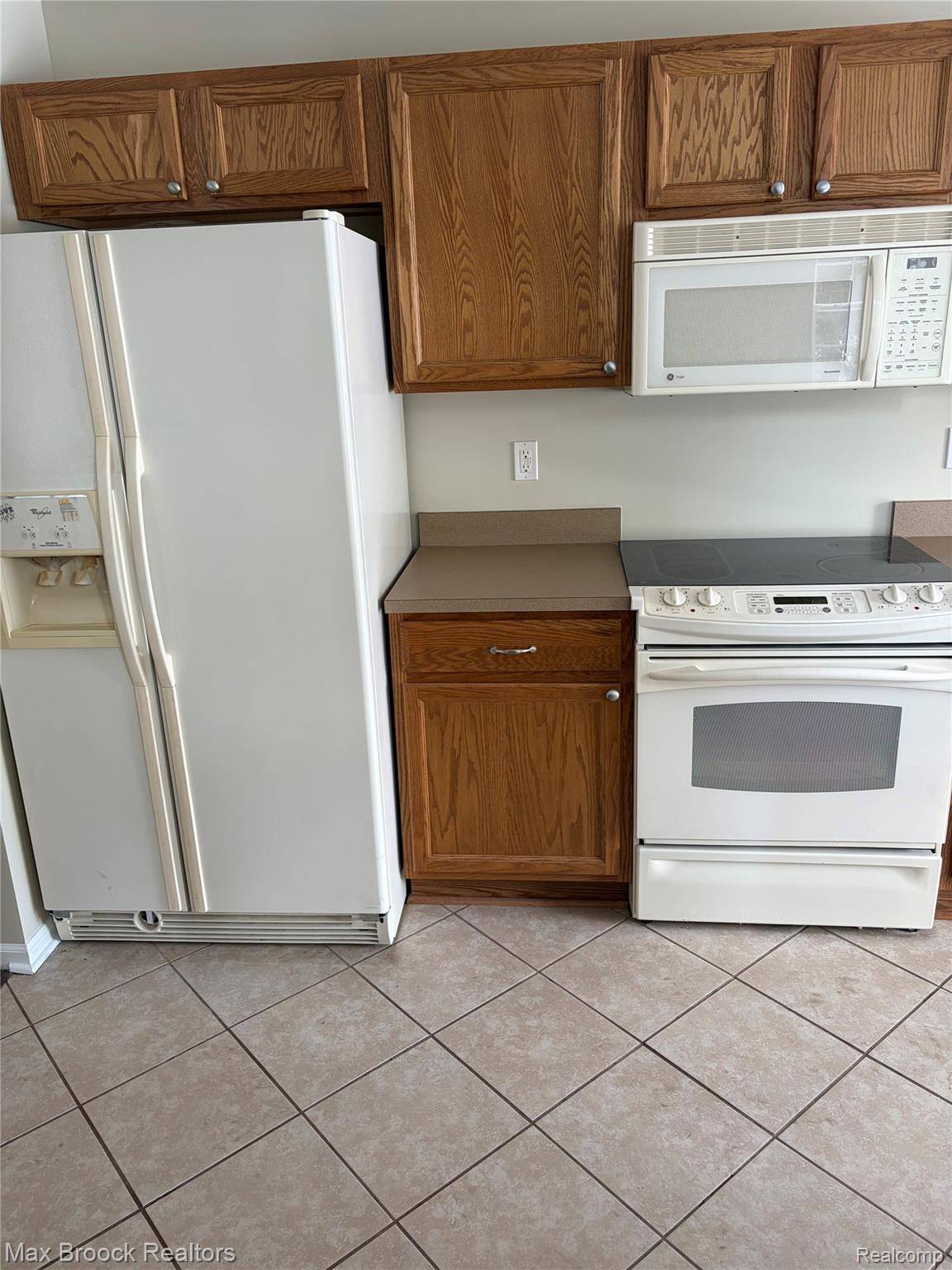 302 N Vista, Auburn Hills, MI 48326