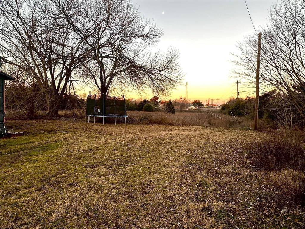 1637 W Fm 917, Burleson, TX 76058