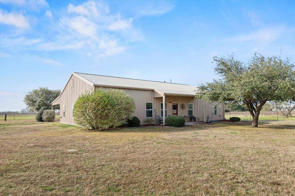 2635 County Road 2168, Caddo Mills, TX 75135