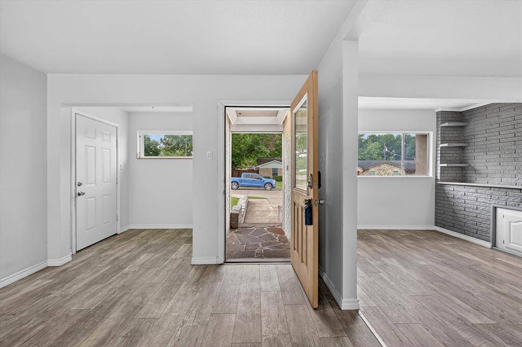 1817 Ruth Street, Arlington, TX 76010