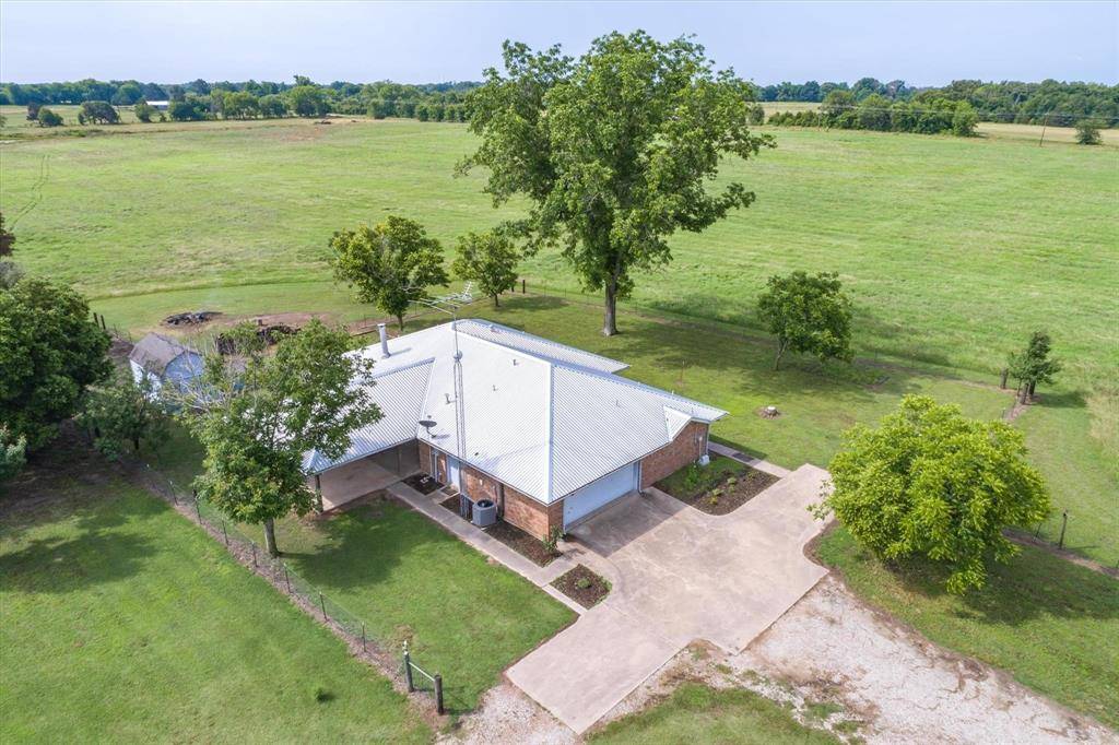 290 Vz County Road 3222, Wills Point, TX 75169
