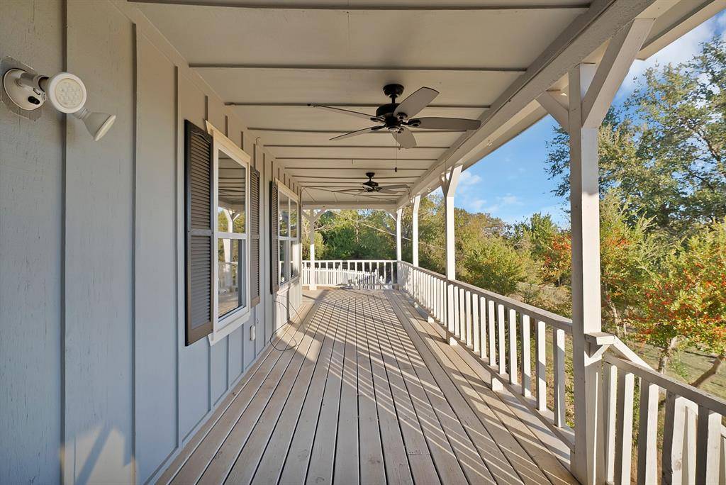 528 Mill Creek Court, Azle, TX 76020