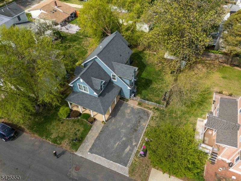 29 Central Ave, Atlantic Highlands Boro, NJ 07716