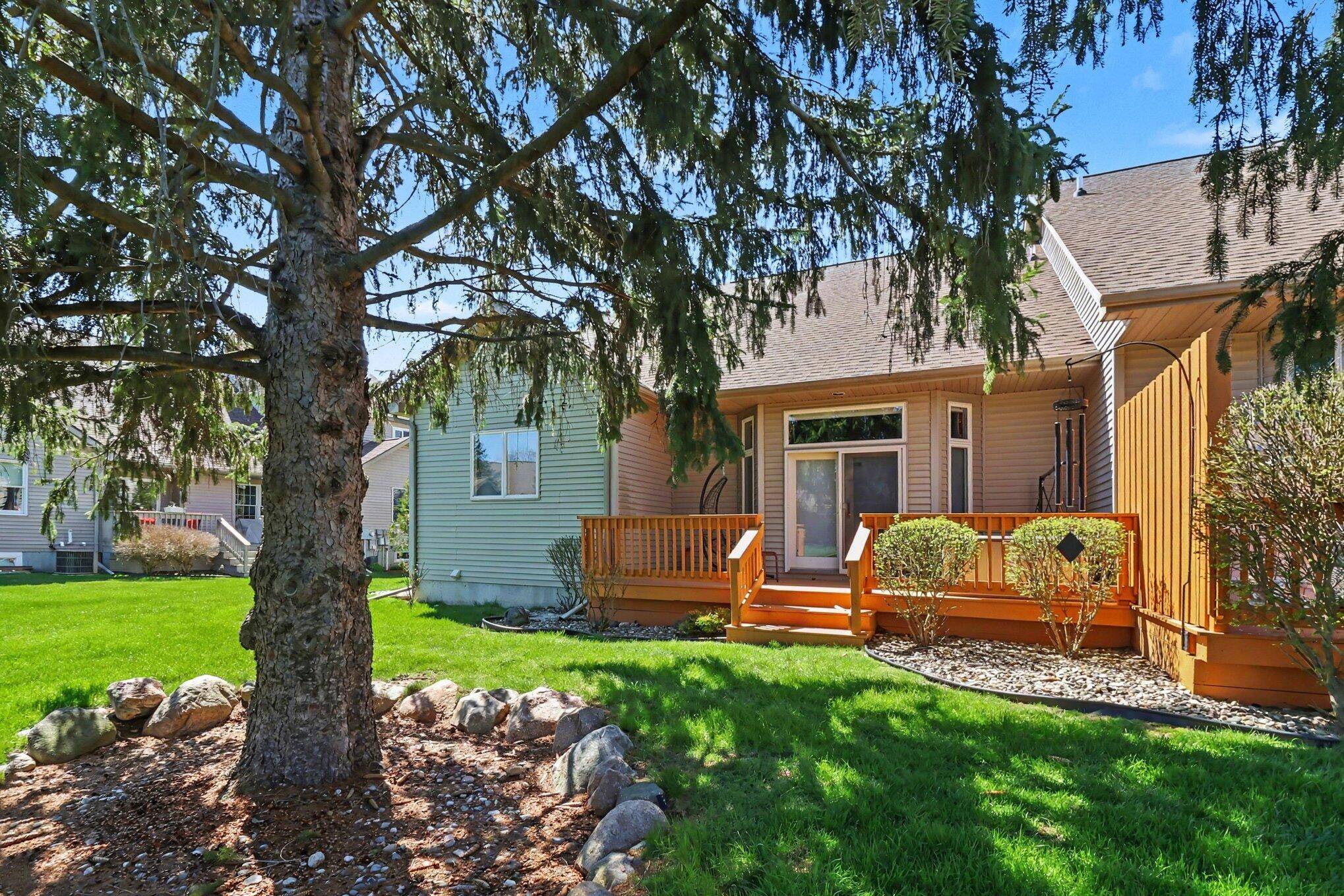 2023 Golfcrest DR #5, Davison Twp, MI 48423