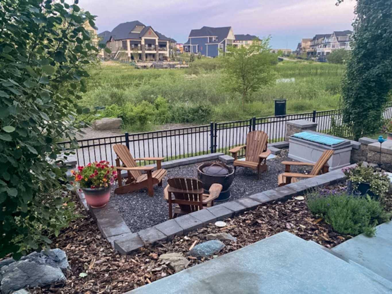 1117 Coopers DR SW, Airdrie, AB T4B 0Z8