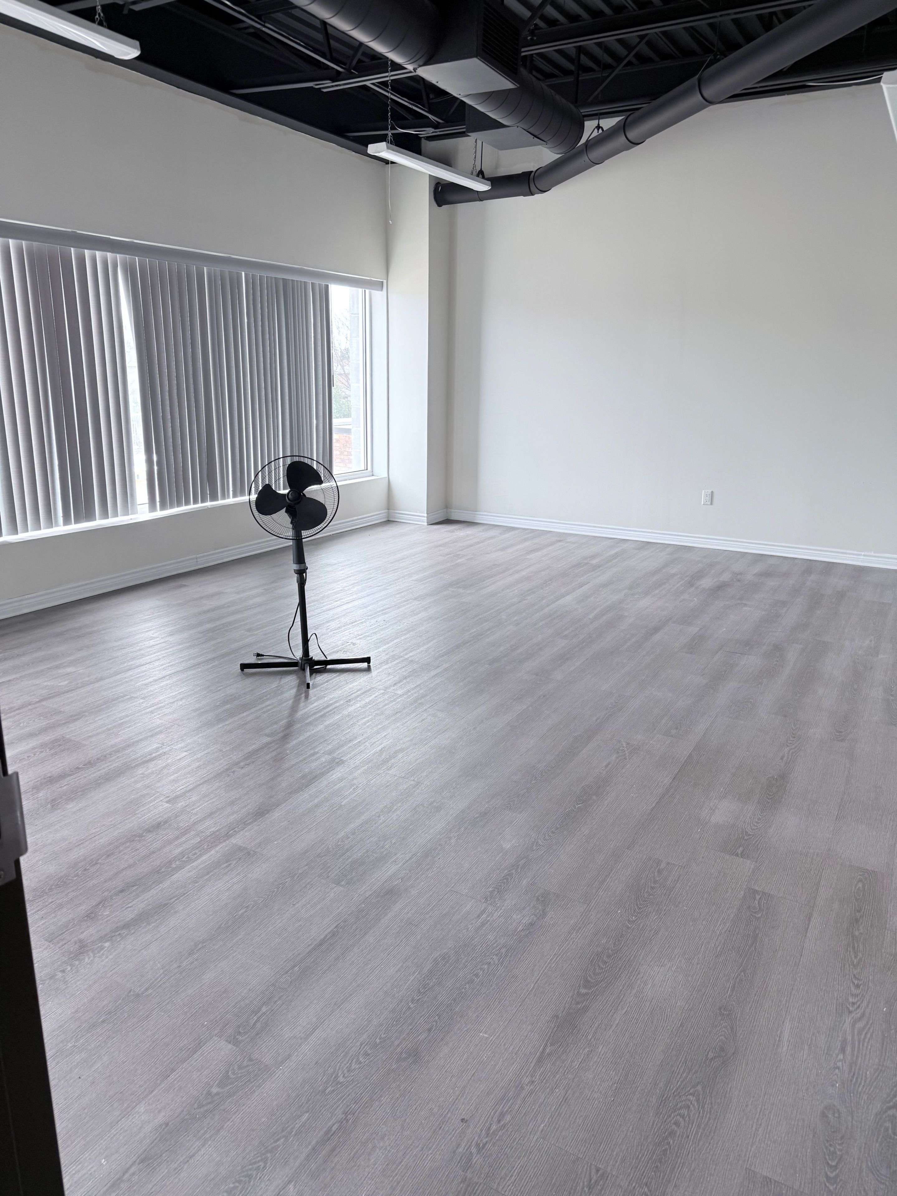 810 NIPISSING RD #215, Milton, ON L9T 4Z9