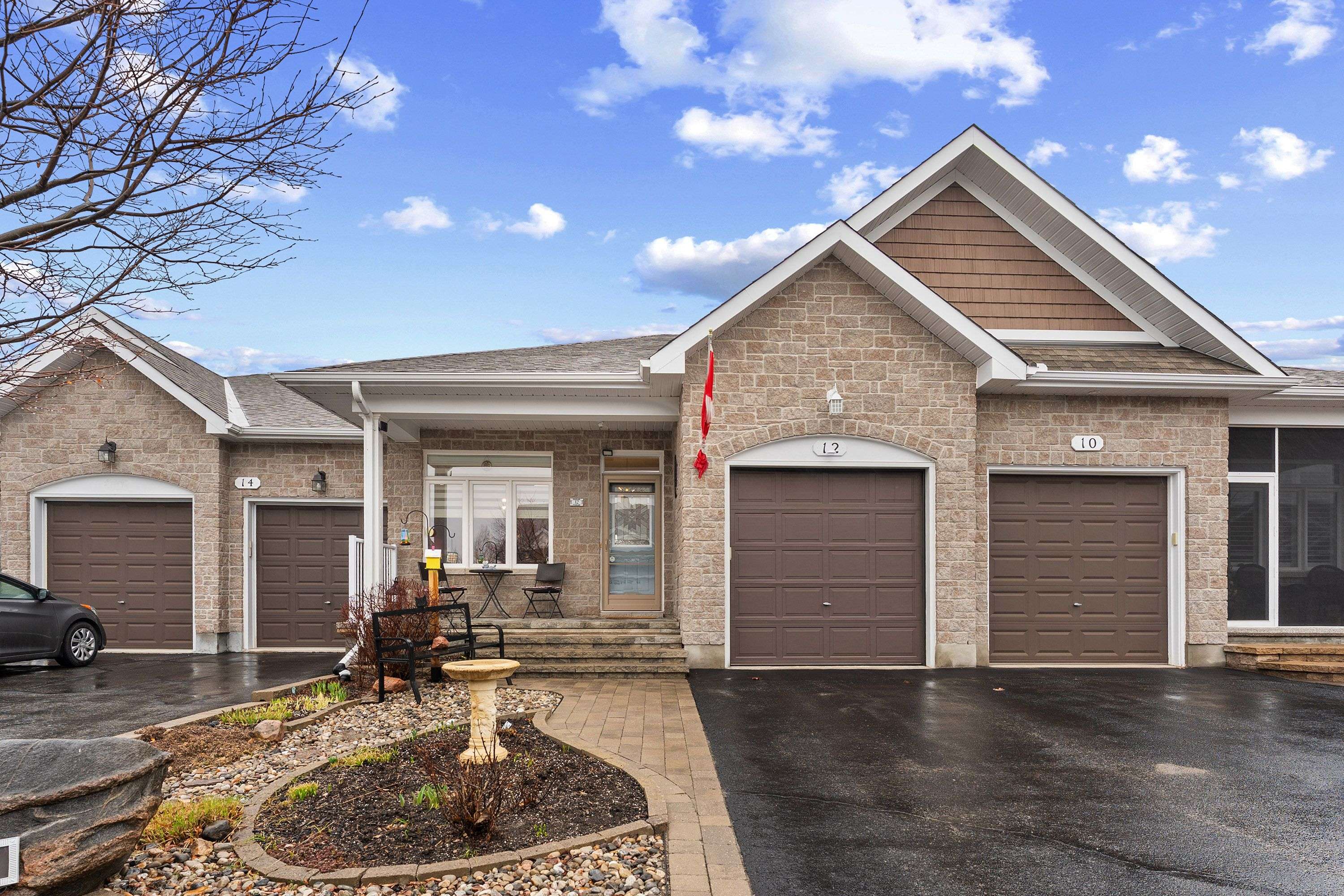 12 Royalty WAY, North Grenville, ON K0G 1J0