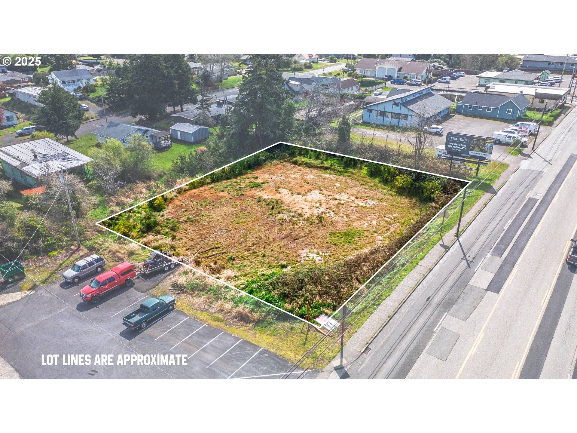 2515 BROADWAY AVE, North Bend, OR 97459