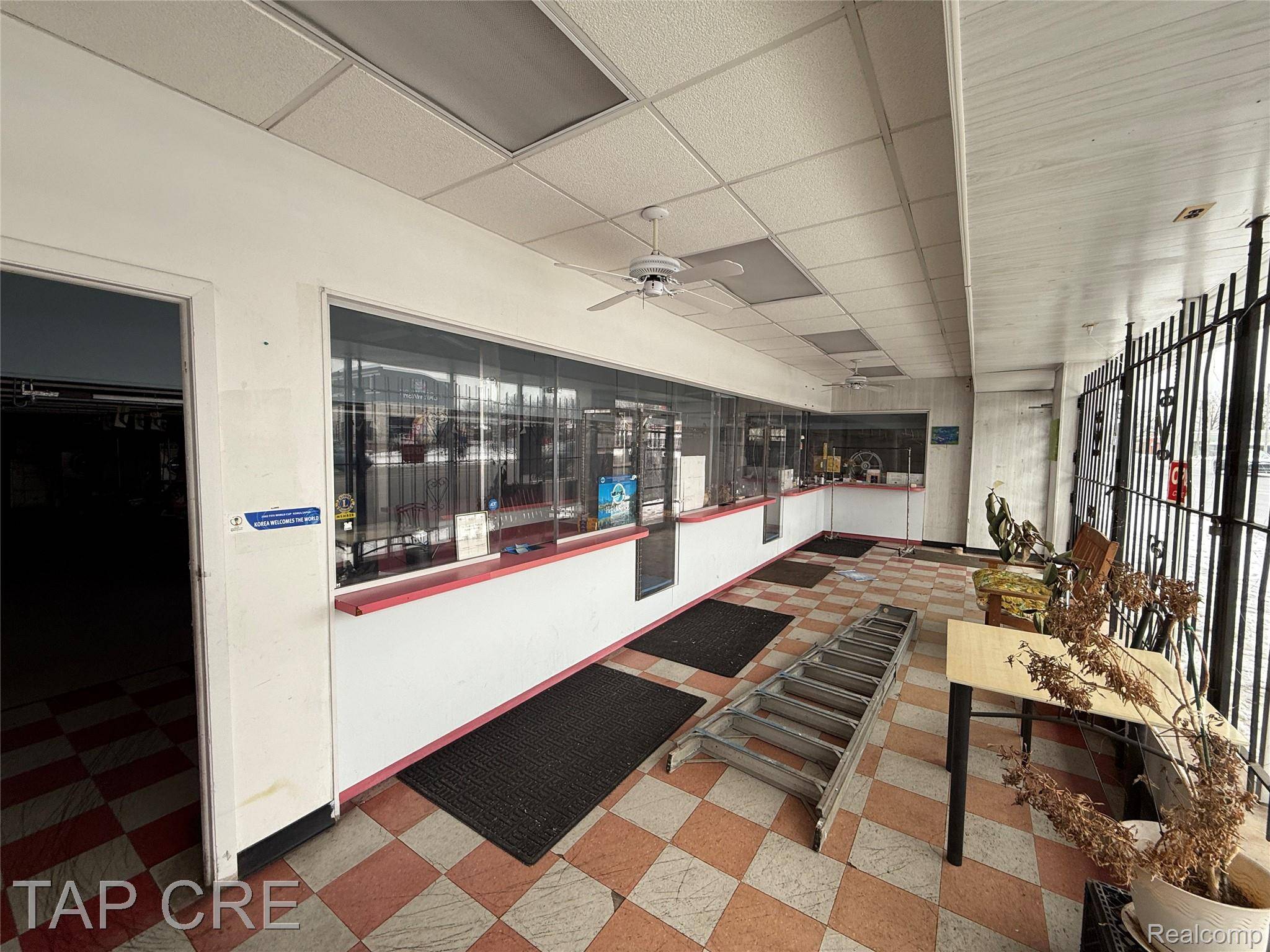 10810 W 7 Mile RD, Detroit, MI 48221