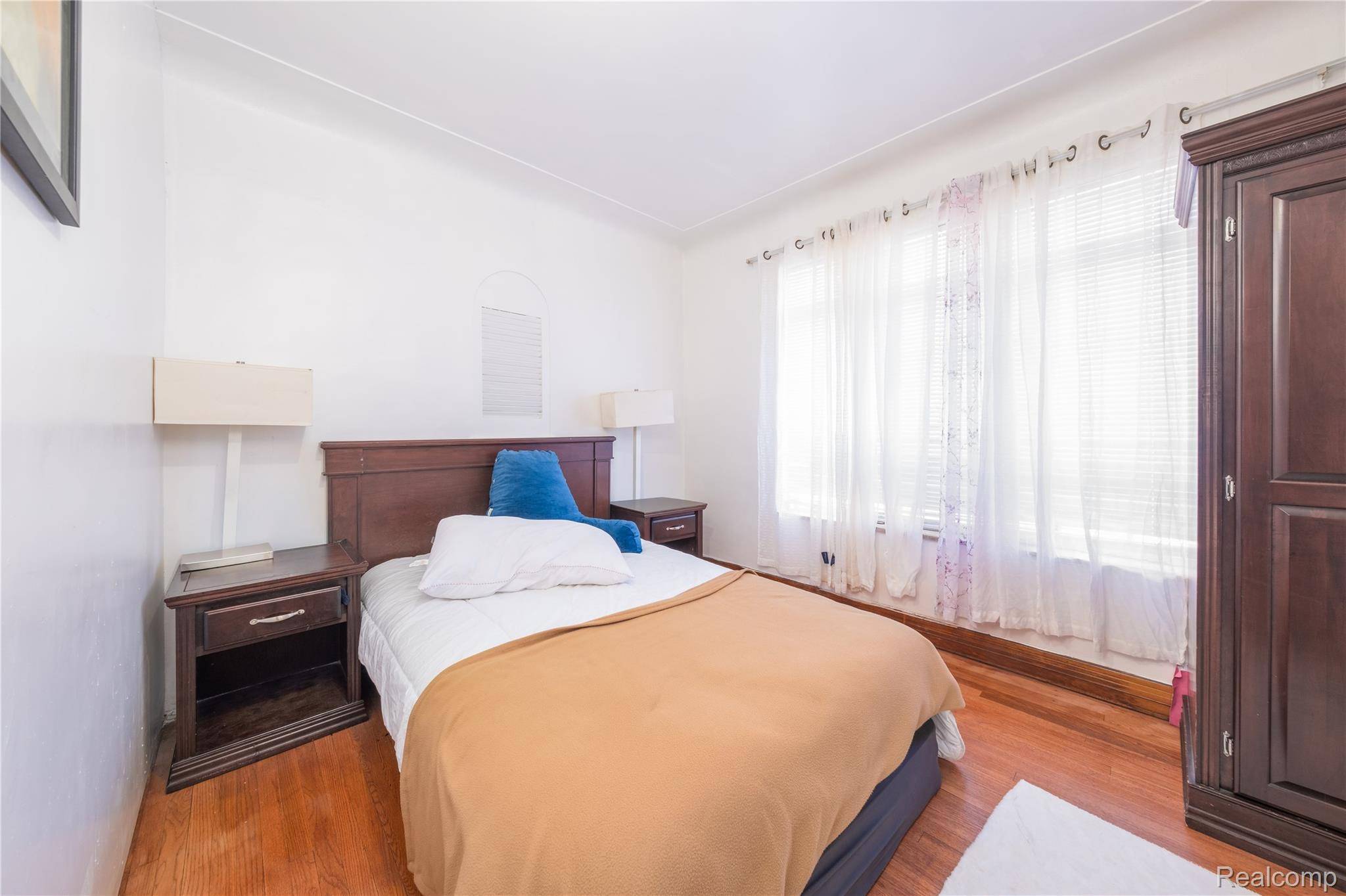 19970 Stratford RD, Detroit, MI 48221