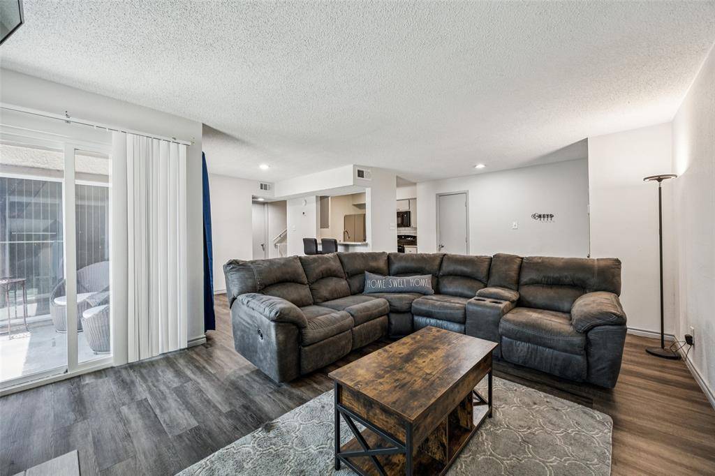 6050 Melody Lane #107, Dallas, TX 75231