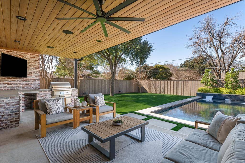 10915 Snow White Drive, Dallas, TX 75229