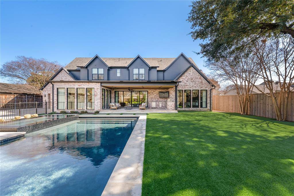 10915 Snow White Drive, Dallas, TX 75229