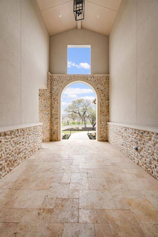 10621 Arrowhead Point Drive, Fort Worth, TX 76179