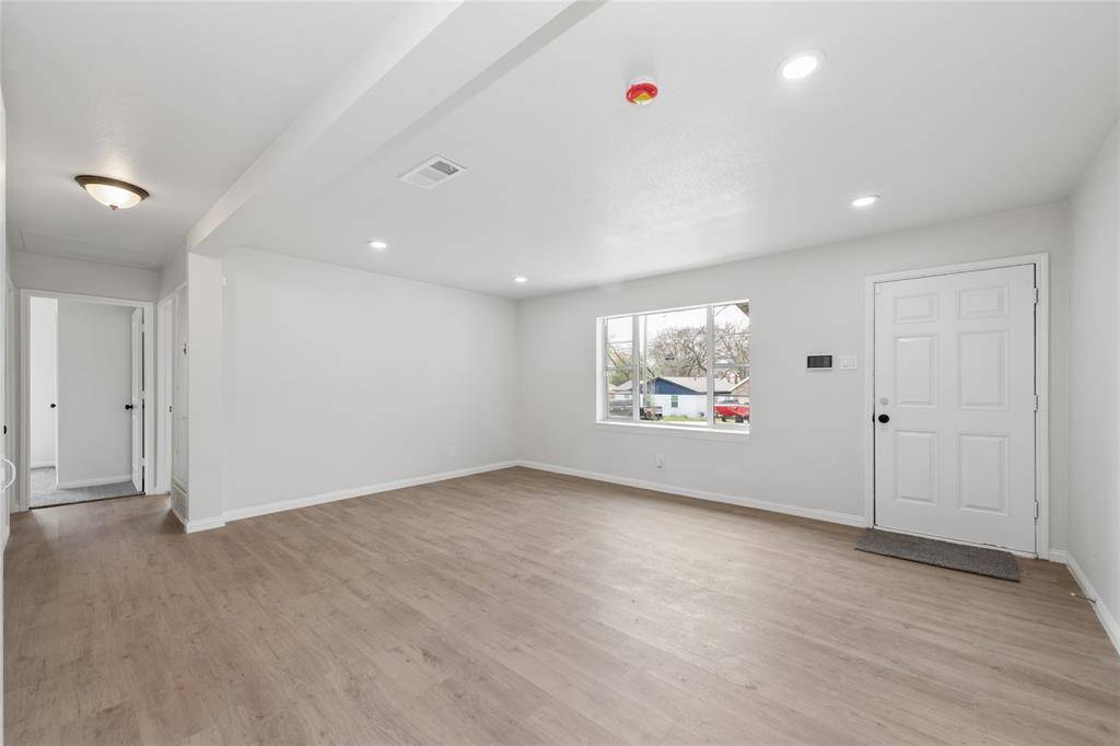 4040 Wind River Drive, Dallas, TX 75216